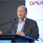 El ministro de Hacienda, Germán Ávila, se refirió a la medida del presidente Donald Trump de grabar con un arancel del 10% a productos colombianos.