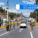 El mandatario de Ecuador, Daniel Noboa, dispuso hoy, a dos días de las presidenciales, la limitación del ingreso de extranjeros por las fronteras terrestres, medida vigente desde este viernes hasta las 23:59 (hora local) del próximo lunes.