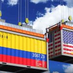 Colombia enviará dos cartas al Gobierno estadounidense para manifestar su voluntad de comenzar un proceso de negociación para buscar una eventual reducción de la imposición del arancel del 10 por ciento, según informó hoy una fuente gubernamental.