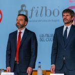 Carlos F. Galán, alcalde mayor de Bogotá, y Ernest Urtasun Domènech, ministro de Cultura español, encabezaron las delegaciones de Colombia y España, respectivamente, durante la inauguración de la Feria Internacional del Libro de Bogotá, FILBo.