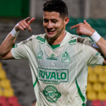 Leonardo Flores anotó el gol que selló el triunfo del Bucaamanga 2-0 ante el DIM