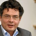 Ministro de salud 10