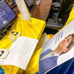 Senadores de todos los partidos se pusieron en pie y le brindaron un cerrado aplauso al congresista, Miguel Uribe Turbay, quien fue atacado violentamente el pasado 7 de junio.Foto Prensa Senado