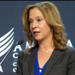 La presidenta de AmCham Colombia, María Claudia Lacouture, cuestionó las declaraciones de Petro sobre operaciones militares en la región.