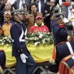 El arzobispo de Bogotá y Primado de Colombia, monseñor Luis José Rueda, ofició hoy la homilía dedicada al fallecido senador y precandidato presidencial Miguel Uribe (1986-2025) con un llamado a la paz y a la reconciliación.