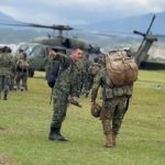 Luego de una operación militar aérea 45 militares llegaron a la ciudad de Popayán. Fueron sacados en un helicóptero de las fuerzas militares luego de más de 24 horas de secuestro por parte de 600 personas de la comunidad, presuntamente instrumentalizada por parte de la población.
