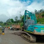 Seis días completa cerrada la vía al Llano debido a un desprendimiento masivo de tierra. Este lunes comienza el Plan de Contingencia Operativa. Foto: ANI