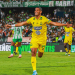 El único gol del compromiso llegó en el minuto 13’ del primer tiempo con anotación de Carlos Henao, quien apareció dentro del área para definir con un golpe de cabeza desde el costado izquierdo..@ABucaramanga
