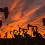 El presidente colombiano, Gustavo Petro, afirmó hoy que Estados Unidos no busca detener el delito sino apropiarse del petróleo de la región.Foto Freepik