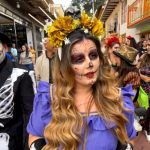 El alcalde Jhon Jairo castaño y la Primera gestora Daniela Nieto presidieron el desfile que fue como el carnaval de la alegría el evento fue todo un éxito.