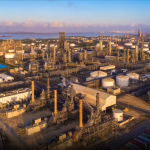 Decisiones de la DIAN conducirían al embargo de cuentas de Reficar y dejarían contra la pared a Ecopetrol. Situación de extrema gravedad para la producción de combustible en el país.