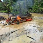El Ejército y la Policía Nacional de Colombia asestaron otro golpe a la minería ilegal en el departamento de Chocó,