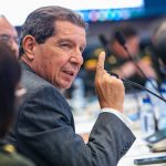 En las últimas horas, por medio de una carta enviada al director del Centro Democrático, Gabriel Vallejo, José Félix Lafaurie y María Fernanda Cabal anunciaron que no quieren continuar en el partido y propusieron una escisión, luego de hacer serias denuncias sobre el proceso para elegir la candidatura presidencial única.