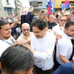 El CNE determinó que Iván Cepeda estaría impedido por haberse medido previamente en otra consulta, la del Pacto Histórico del 2025. El voto decisivo fue el del conjuez Hollman Ibáñez, quien inclinó la balanza en contra de Iván Cepeda.