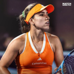 Camila Osorio durante su encuentro ante Emma Raducanu en el WTA 1000 de Doha 2026.