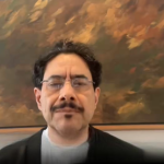 Iván Cepeda calificó como 'arbitraria y regresiva' la decisión de la Corte de suspender el aumento del salario mínimo vital para 2026,