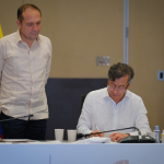 Presidente Petro y su gabinete firmaron solicitud de Asamblea Nacional Constituyente en Colombia