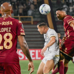 Un agónico gol de Luis “Cariaco” González llevó la serie a los cobros desde el punto blanco, pero el Vinotinto y Oro se impuso 3-0 en la tanda.@cdtolima