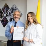 Con la convicción de que Colombia necesita un liderazgo que sume y no que divida, Paloma Valencia oficializó hoy ante la Registraduría Nacional del Estado Civil su candidatura a la Presidencia de la República.