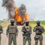 La canciller de Ecuador, Gabriela Sommerfeld, aseguró hoy que las operaciones militares en la frontera norte se realizan exclusivamente en territorio ecuatoriano y rechazó las denuncias de Colombia sobre supuestos bombardeos transfronterizos.