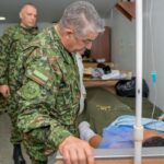 Comandante de las FF MM visito Militares heridos tras el accidente del avión Hércules en Puerto Leguízamón