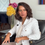 La exsenadora y analista Nancy Patricia Gutiérrez cuestionó con dureza la postura del presidente Gustavo Petro frente a los recientes incrementos en el avalúo catastro