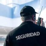 Petro anuncia sanción a 31 empresas de seguridad por presunta fachada del crimen organizado y exige controles más estrictos para evitar acceso de grupos ilegales a armas.