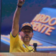 Durante su intervención, Abelardo de la Espriella aseguró que su candidatura representa una lucha contra “los de siempre” y destacó que su motivación principal es su familia y el pueblo colombiano.