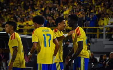 La Selección Colombia venció 3-1 a Costa Rica en su partido amistoso de despedida disputado en el Estadio El Campín de Bogotá. El equipo dirigido por Néstor Lorenzo logró un triunfo clave para llenarse de confianza justo antes de viajar a territorio estadounidense para encarar la fase final de su preparación rumbo a la Copa Mundial de la FIFA 2026. Foto FCF