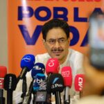 Iván Cepeda invita a RCN, Caracol y RTVC a organizar el debate presidencial y