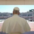 El papa León XIV expresó hoy su satisfacción por la próxima firma, prevista para el venidero 19 de junio, de un acuerdo de paz entre Estados Unidos e Irán.