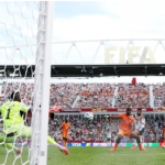 Toronto, Ontario - 20 de junio: (nota del Editor: La imagen fue capturada con una cámara remota desde detrás de la portería). Deniz Undav #26 de Alemania anota el segundo gol de su equipo durante el partido del Grupo E de la Copa Mundial de la FIFA 2026 entre Alemania y Costa de Marfil en el Estadio de Toronto el 20 de junio de 2026 en Toronto, Ontario. (Foto de Ezra Shaw - FIFA/FIFA vía Getty Images)