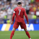 Ya habían anotado los grandes favoritos a la Bota de Oro de la Copa Mundial de fútbol de México, Estados Unidos y Canadá 2026, pero no fue hasta hoy que se inscribió en la batalla el portugués Cristiano Ronaldo.