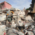 El Servicio Geológico Colombiano reportó un nuevo sismo de magnitud 5.1 en la costa del país. Las autoridades ya contabilizan 1.450 fallecidos tras la catástrofe del miércoles.