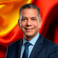 El presidente electo de Colombia, Abelardo De La Espriella, anunció el nombramiento del mayor general en retiro Jorge Eduardo Mora López como Ministro de Defensa Nacional del Gobierno de la Patria Milagro