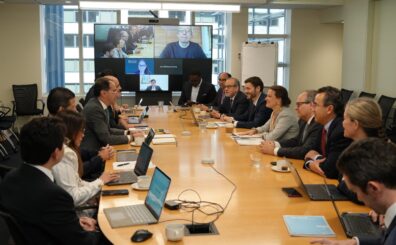 El vicepresidente electo y delegados del Banco Mundial en Washington. Crédito: Equipo de comunicaciones de Abelardo De la Espriella.