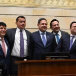 Honorio Miguel Henríquez Pinedo presidente del Senado, Primer vicepresidente; Manuel Virgüez Piraquive, Segundo vicepresidente fue elegido Jorge Alejandro Ocampo Giraldo.