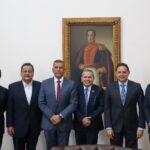 El presidente del Congreso, Senador Honorio Henríquez, sostuvo este miércoles una reunión con el general Jorge Mora, ministro de Defensa designado por el gobierno del presidente electo, Abelardo de la Espriella.