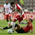 El León selló su clasificación con una contundente victoria en Venezuela.