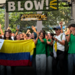 La Banda Sinfónica Juvenil de Caldas se corona campeona mundial en el World Music Contest, destacando su talento y dedicación.