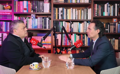 El alcalde de Medellín Federico Gutiérrez y su relación con el presidente electo, la lucha contra la delincuencia, la distancia con Gustavo Petro y su intención de llegar a la presidencia.
