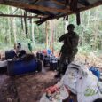 Tropas del Comando Contra el Narcotráfico y Amenazas Transnacionales (Conat) del Ejército Nacional de Colombia desmantelaron un complejo para el procesamiento de cocaína en Puerto Asís