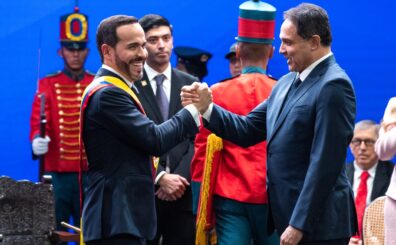 El senador Honorio Miguel Enríquez Pinedo, en su condición de presidente del Congreso, tomó el juramento a Abelardo de la Espriella como jefe de Estado para el periodo 2026-2030.