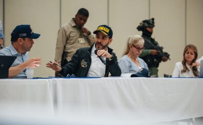 El Gobierno declaró el desastre nacional tras el sismo, que causó daños en viviendas, edificios, hospitales, escuelas, carreteras y aeropuertos de varias regiones.