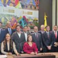 La bancada Caribe del Senado de la República y la Región Administrativa y de Planificación (RAP) radicaron proyecto de ley que busca integrar a los departamentos del Atlántico, Bolívar, César, Córdoba, La Guajira, Magdalena y Sucre..Foto Prensa Senado