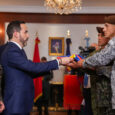 Presidente Abelardo De La Espriella entregó Pabellón Nacional a militares que participarán en Fuerzas Comando 2026 en ParaguayFoto: Juan Diego Cano - Presidencia
