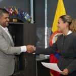 La ministra del Trabajo, Natalia López Fuentes, posesionó este miércoles a Ricardo Torres Castro como nuevo director general del Servicio Nacional de Aprendizaje (SENA)