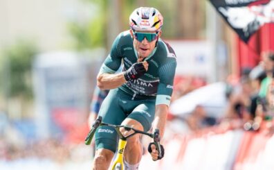 El belga Wout Van Aert gana la 13ª etapa de la Vuelta a España