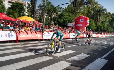 El vencedor del día fue el belga Wout van Aert al sprint.