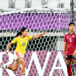 Las sudamericanas tomaron entonces la ventaja definitiva, cuando el cabezazo de Mariana Silva se desvió en las yemas de los dedos de la guardameta Ashley Quesada y Silva siguieron la jugada para empujar el balón por encima de la línea de gol.
